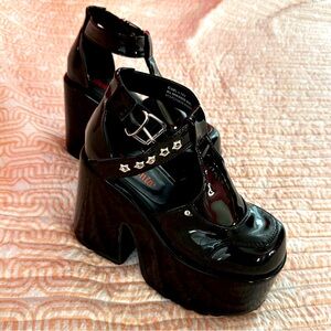 listing-status-banner